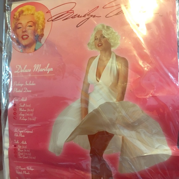 💋Marilyn Monroe costume 💋 - Picture 1 of 2